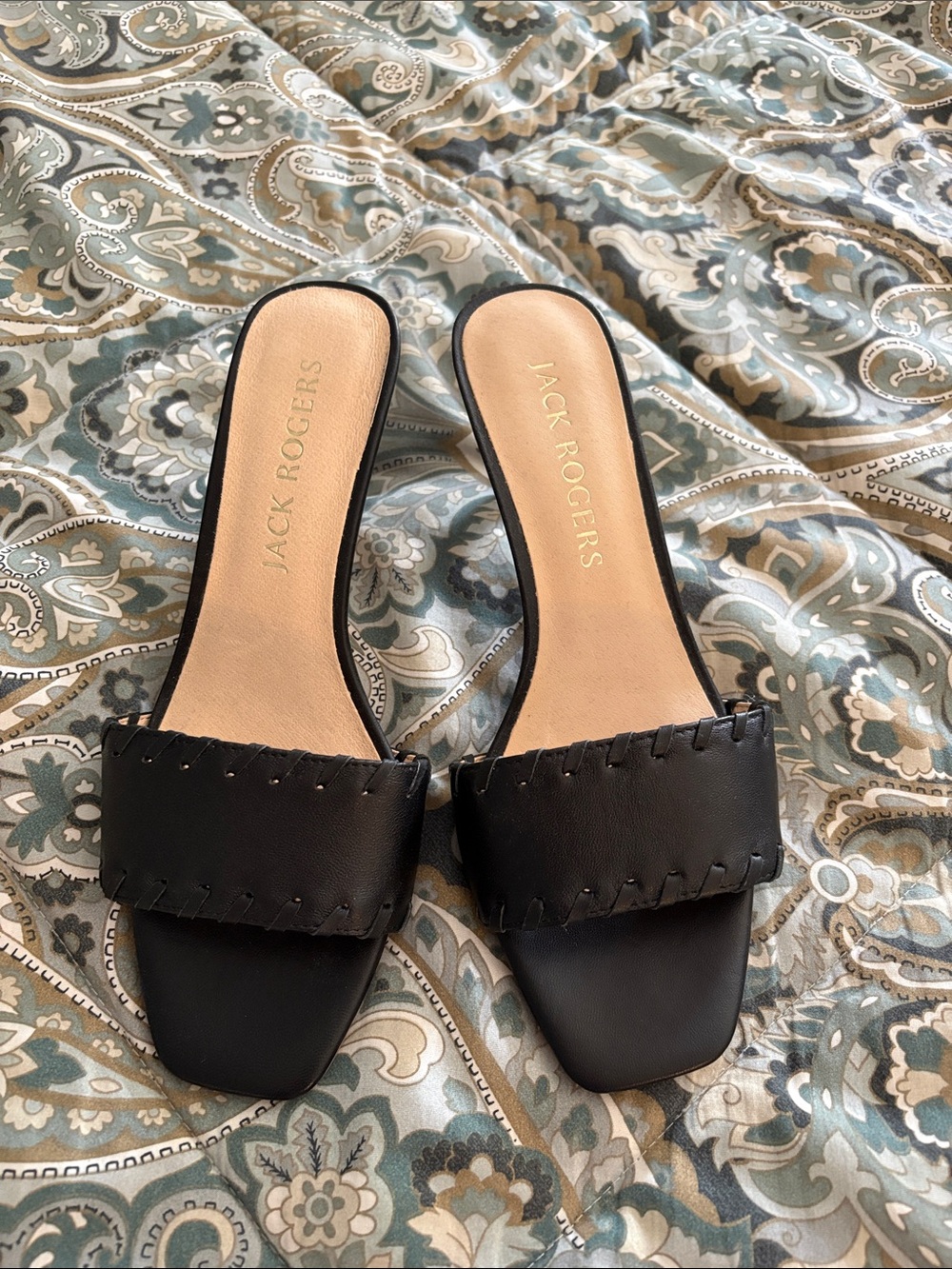 Jack Rogers Black Leather Slide Mules with Stitched Band Size 7.5 never worn
